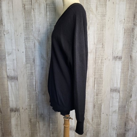 Alan Paine Luxury Knitwear Black Wool Sweater. - Picture 5 of 8